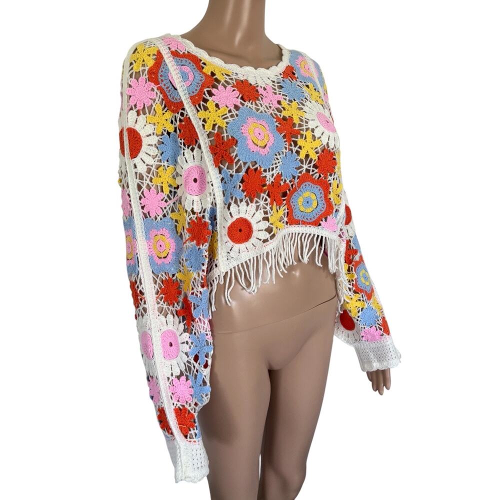 House of Harlow 1960 Crochet Floral Fringe Poncho Granny Patch Boho Festival - Picture 2 of 5